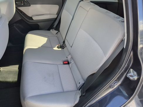 Used 2015 Subaru Forester 2.5i Premium AWD/4WD image 14