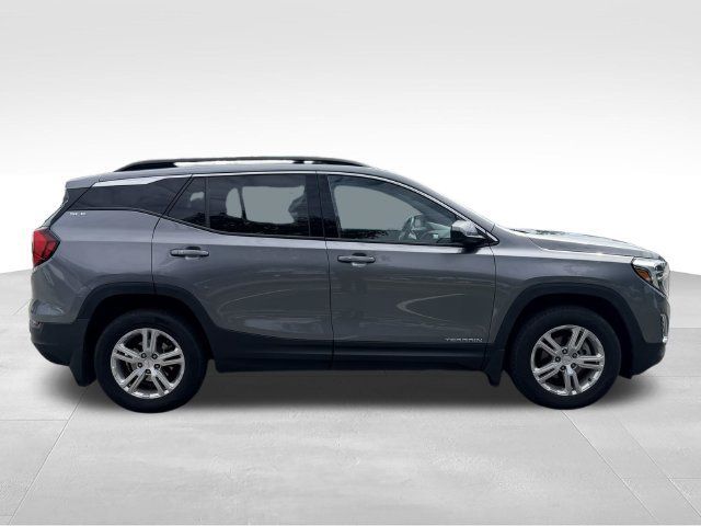 Used 2019 GMC Terrain SLE w/ Driver Convenience Package AWD/4WD image 4
