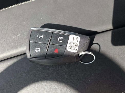 Used 2025 Buick Envision Preferred image 7