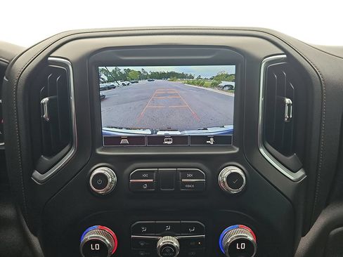 Used 2022 GMC Sierra 1500 AT4 AWD/4WD image 23