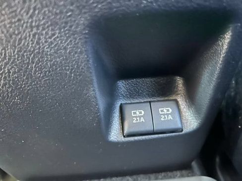 Used 2021 Toyota 4Runner Venture AWD/4WD image 21