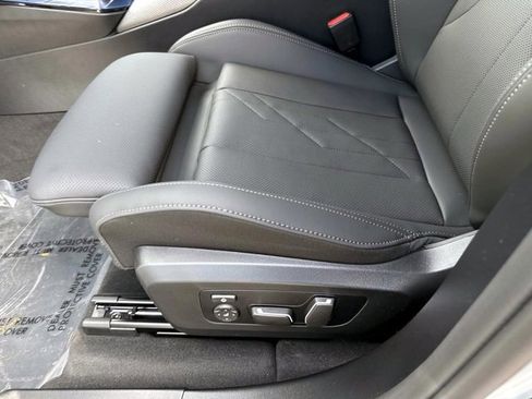 New 2026 BMW X3 xDrive30 w/ M Sport Package AWD/4WD image 19