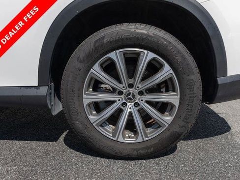 Used 2024 Mercedes-Benz GLC 300 4MATIC image 6