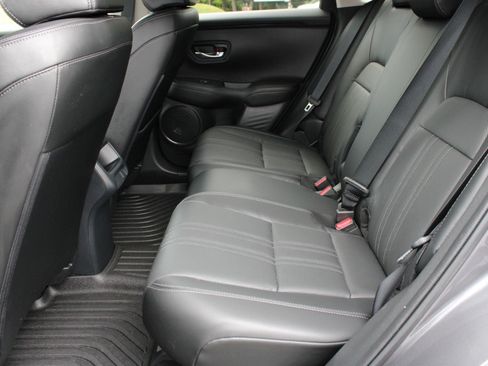 Used 2025 Honda HR-V EX-L image 18