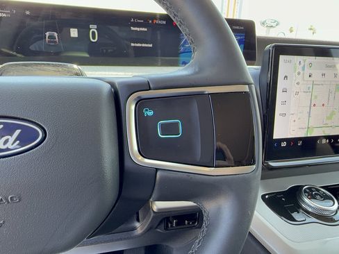 Certified 2025 Ford Expedition Max Active AWD/4WD image 30