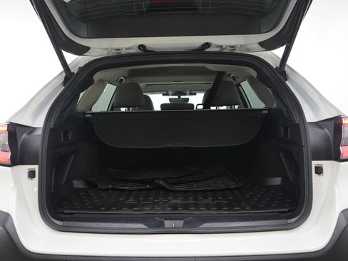 Used 2024 Subaru Outback Premium AWD/4WD image 17