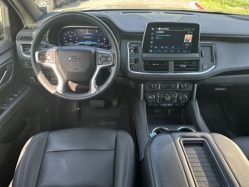 Used 2023 Chevrolet Tahoe Z71 w/ Luxury Package image 29