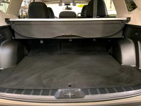 Used 2019 Subaru Forester Premium w/ All-Weather Package image 35