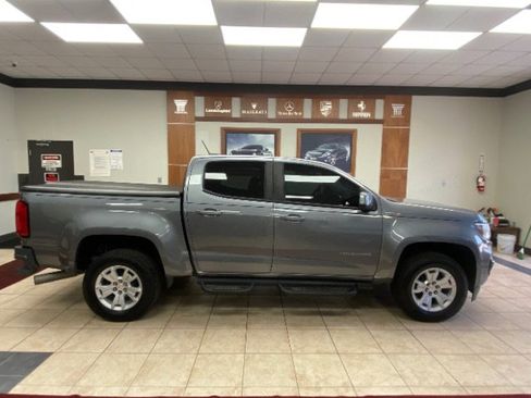 Used 2021 Chevrolet Colorado LT w/ Safety Package RWD image 4