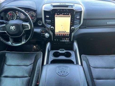 Used 2019 RAM 1500 Laramie AWD/4WD image 14
