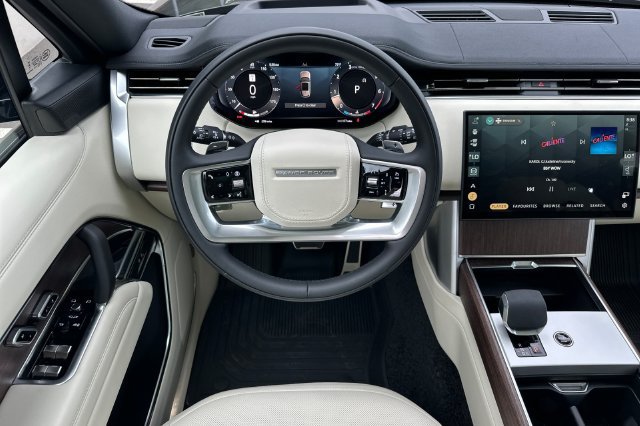 New 2026 Land Rover Range Rover SE AWD/4WD image 13