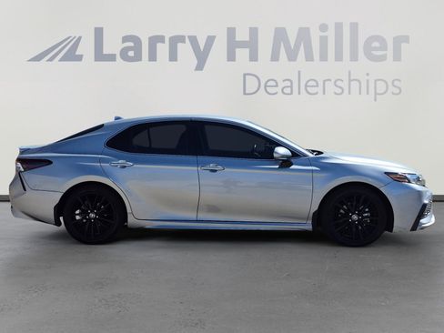 Used 2024 Toyota Camry XSE image 6