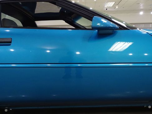Used 1994 Chevrolet Corvette Coupe RWD image 33