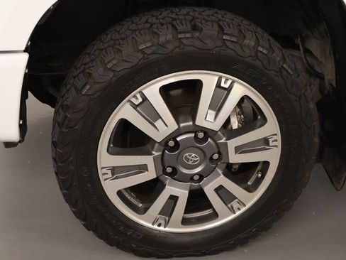Used 2020 Toyota Tundra Platinum AWD/4WD image 8