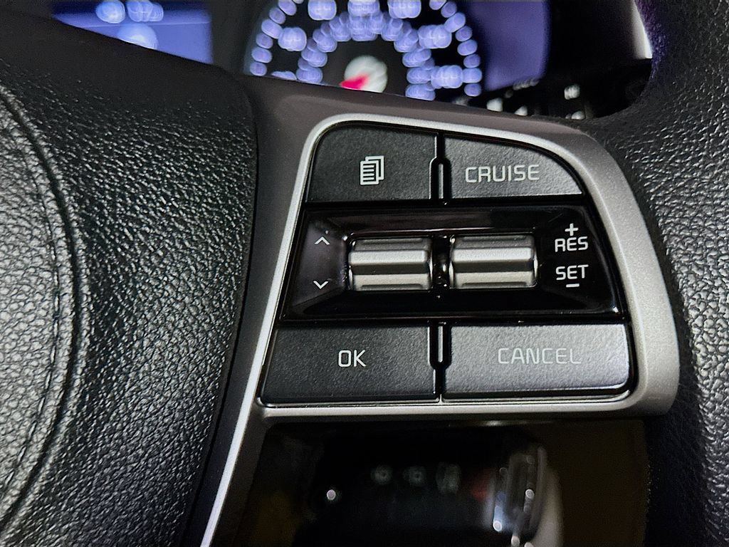 Used 2020 Kia Sorento LX AWD/4WD image 32