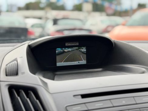 Used 2017 Ford Escape S FWD image 14