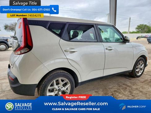 Used 2021 Kia Soul S FWD image 4