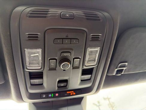 Used 2023 Cadillac Escalade Sport Platinum w/ Heavy-Duty Trailer Package AWD/4WD image 35