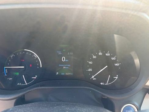 Used 2024 Toyota Sienna XSE FWD image 17