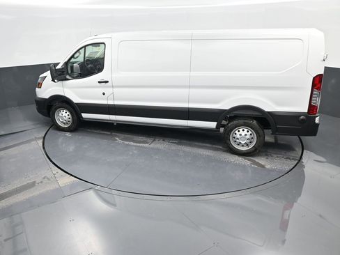New 2025 Ford Transit 250 Low Roof AWD image 36