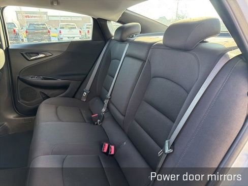 Used 2024 Chevrolet Malibu LT image 24