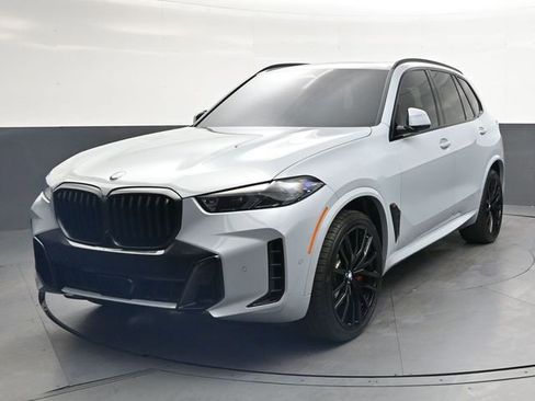 Used 2026 BMW X5 xDrive40i w/ M Sport Package AWD/4WD image 10
