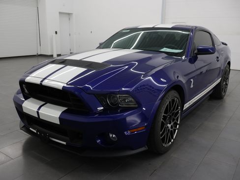 Used 2013 Ford Mustang Shelby GT500 RWD image 7