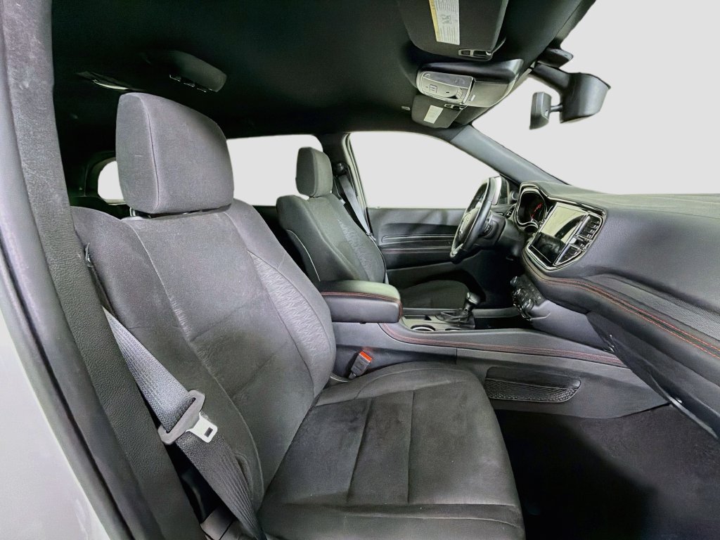 Used 2025 Dodge Durango GT RWD image 31