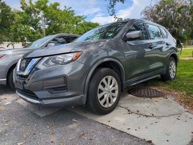 Used 2019 Nissan Rogue S AWD/4WD image 3