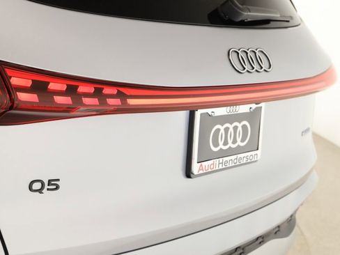 New 2025 Audi Q5 Premium Plus image 28