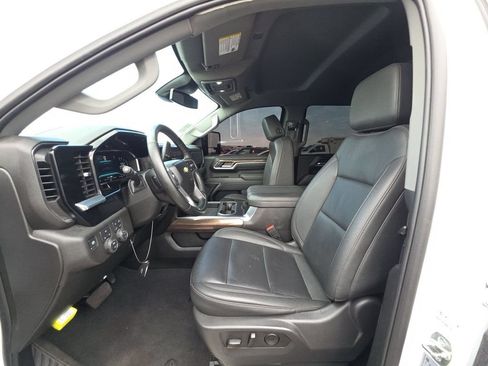 Used 2025 Chevrolet Silverado 3500 LT w/ Texas Edition AWD/4WD image 13