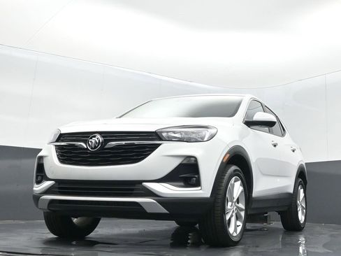 Used 2023 Buick Encore GX Preferred w/ Cold Weather Comfort Package image 8