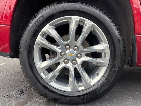 Used 2020 Chevrolet Traverse High Country AWD/4WD image 13