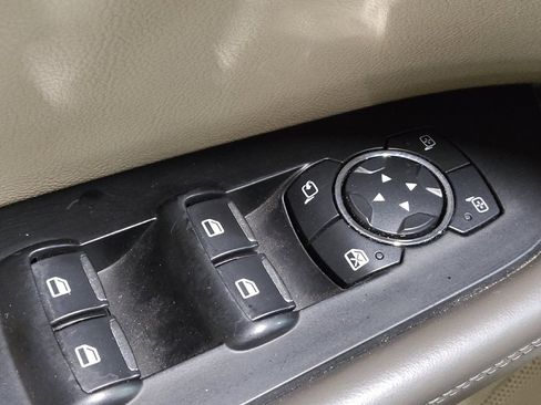 Used 2016 Lincoln MKX Reserve w/ Driver Assistance Package image 27