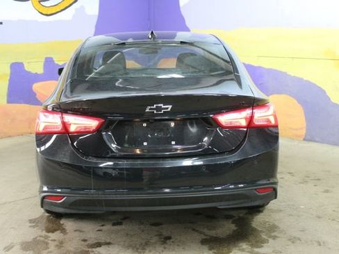 Used 2024 Chevrolet Malibu LT w/ Midnight Edition FWD image 7