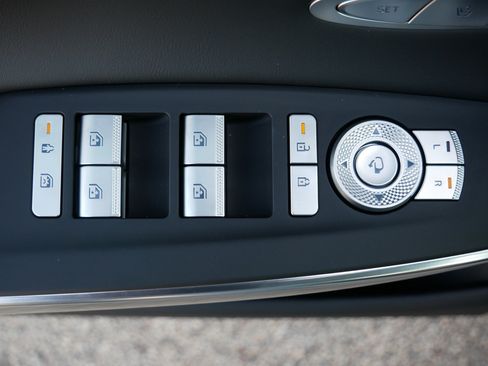 New 2026 Genesis GV70 2.5T Sport Prestige image 8