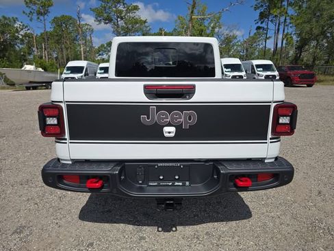 New 2026 Jeep Gladiator Rubicon AWD/4WD image 5