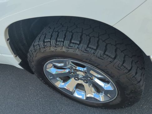 Used 2019 RAM 1500 Big Horn AWD/4WD image 10