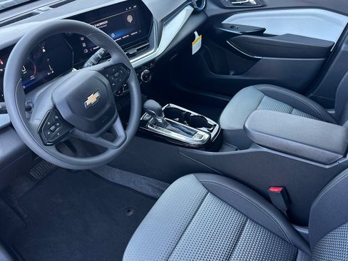 New 2026 Chevrolet Trax LT FWD image 10
