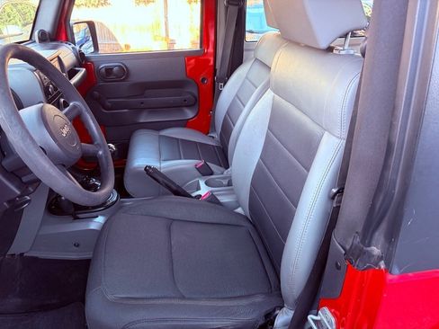 Used 2008 Jeep Wrangler X AWD/4WD image 13