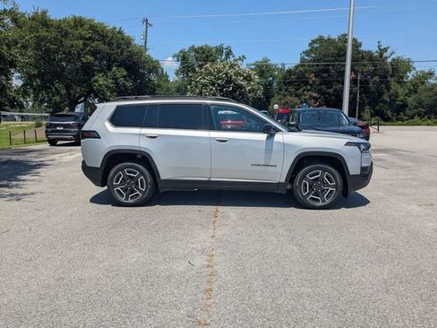New 2026 Jeep Cherokee Limited AWD/4WD image 2