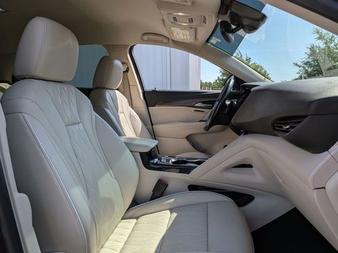 Used 2021 Buick Envision Avenir FWD image 30