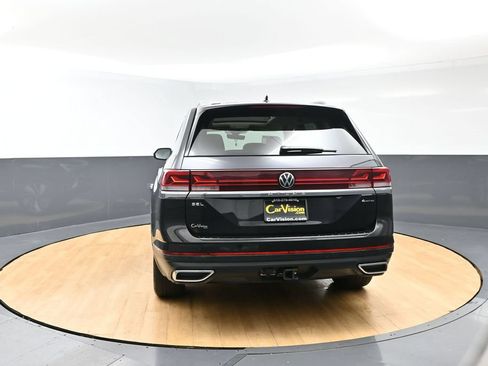 Used 2024 Volkswagen Atlas SEL AWD/4WD image 44