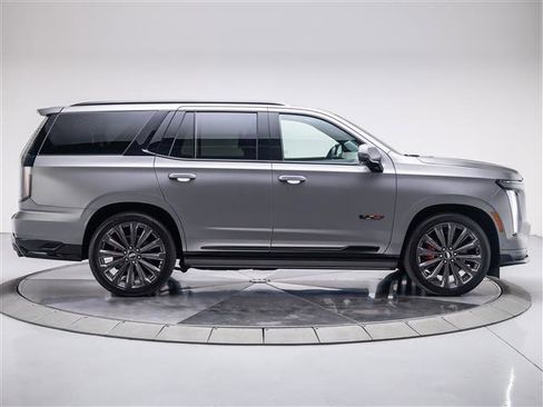 Used 2026 Cadillac Escalade V image 6