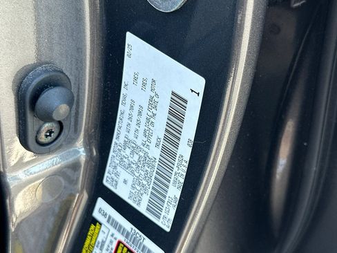 Used 2025 Toyota Tundra SR5 w/ SR5 Convenience Package AWD/4WD image 53
