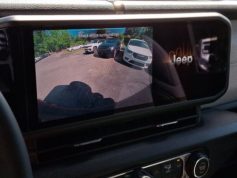 Certified 2025 Jeep Wrangler Unlimited Sport S 4xe AWD/4WD image 17