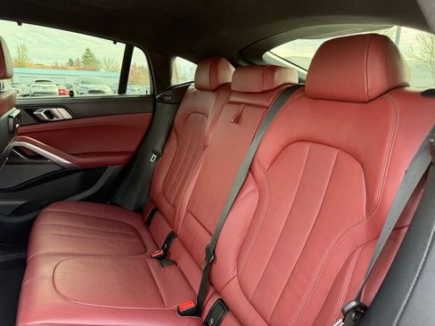 Used 2022 BMW X6 M50i w/ Executive Package image 31