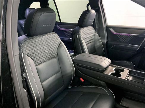 Used 2025 GMC Acadia Denali w/ LPO, Floor Liner Package image 6