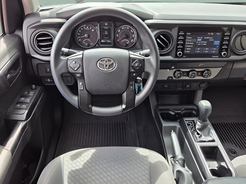 Used 2022 Toyota Tacoma SR w/ SR Convenience Package RWD image 11