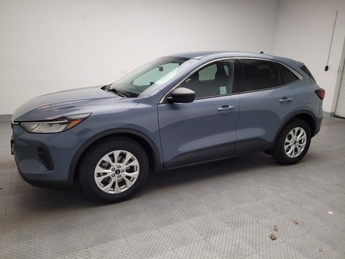 Used 2023 Ford Escape Active image 2